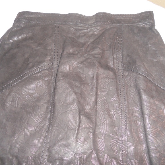 NWT. A Winlit Genuine Leather Woman Skirt, Size 7 - Picture 2 of 8